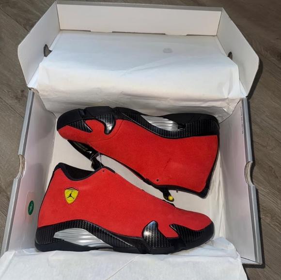 Jordan 14 Retro Ferrari Brand New Size:9 100% Authentic Guaranteed - Picture 1 of 8
